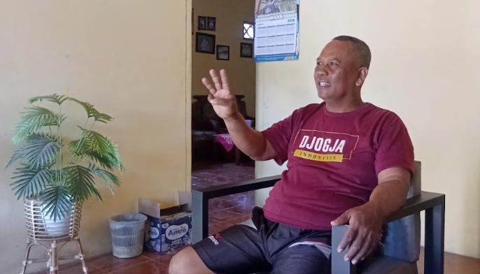 Tak Kenal Maka Tembak-kau: Di Balik Harumnya Tembakau Jember, Ada Nasib Petani yang Terus “Tertembak Harga”